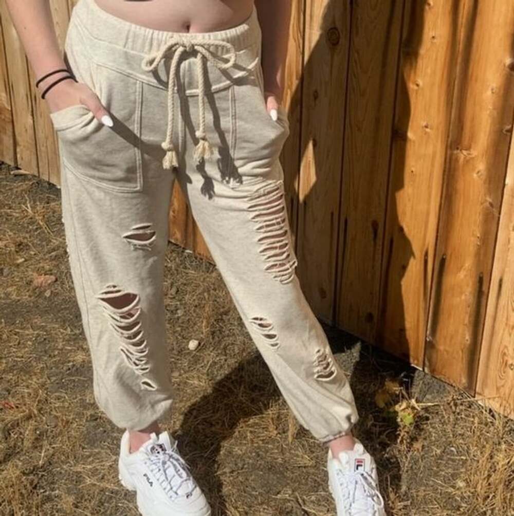 Distressed Joggers – ,